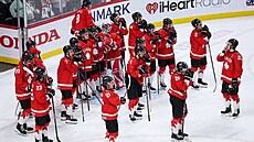 Zklamaní kanad�tí junio�i po porá�ce v semifinále hokejového MS s �eskem.