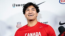 Kanadský obránce Zayne Parekh (19) dává b�hem juniorského �ampionátu hokejist�...