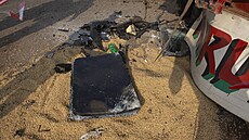 Zdemolované SUV po tragické nehod� na dálnici v Nigérii, p�i ní� zahynuli dva...