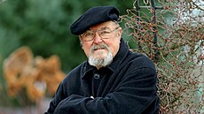 �ádný stroj, ani ten nejdokonalej�í, nikdy nem��e nahradit lásku. A práv� to je...