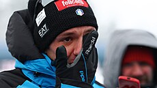 Tommaso Giacomel hovo�í s noviná�i o Sivertu Bakkenovi.