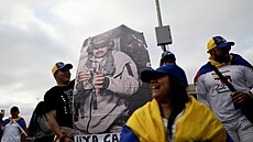 Venezuelané �ijící v Chile se scházejí, aby oslavili zajmutí venezuelského...