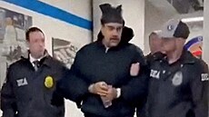 Snímek z videa zve�ejn�ného ú�tem Rapid Response 47 Bílého domu na platform� X,...