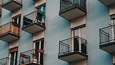 Výb�r hypotéky se stává komplexním rozhodnutím, které vy�aduje �ir�í pohled ne�...