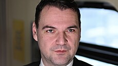 Ministr zahrani�í Petr Macinka (Motoristé sob�) ve vlaku na cest� na Ukrajinu...