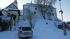 Letos by ��ár m�l dokon�it rekonstrukci administrativní budovy bývalého m�stského ú�adu v horní �ásti nám�stí. Takto by podle vizualizace m�l vypadat výsledek.