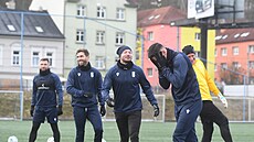 Dobrá nálada na tréninku FK Ústí, vlevo Tomá� Vondrá�ek, vpravo David �erný.
