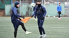 Vlevo Marek �ervenka, vpravo David �erný.