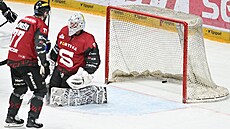 Hokejisté Sparty inkasovali gól od soupe�� z Kladna.