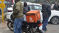 Kurý�i v Novém Dillí stávkují. (31. prosince 2025)