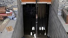 Zú�ení schod� b�hem rekonstrukce ve �výcarském baru La Constellation v roce...