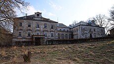 Zámek Hlubo� - letní sídlo prezidenta T. G. Masaryka. Od roku 2017 jej vlastní...