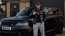 Stavební d�lník z Newcastlu Jack Kay si u�ívá �ivot celebrity. (11. srpna 2025)