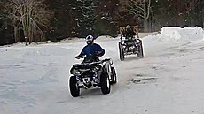 Jezdci na �ty�kolkách rozryli b�ka��m na �umav� stopy