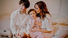 Jan Kregl, Olga Lounová a jejich dcery Vivien a Arianne (2026)