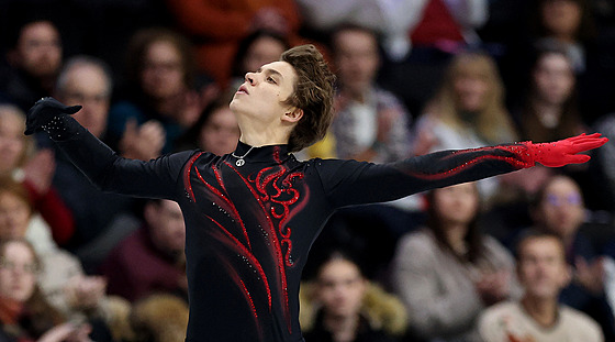 �eský krasobrusla� Georgii Reshtenko b�hem krátkého programu na ME.