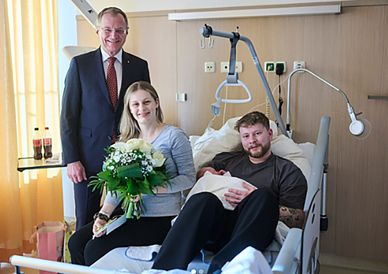 Fotka s prvním miminkem roku 2026 ve spolkové zemi Horni Rakousy