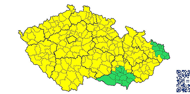 Mráz doprovodí mrznoucí déšť a bude se tvořit ledovka