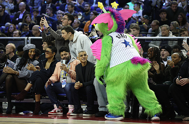 Odplata za Berlín. Memphis se s Evropou loučil vítězně, v Londýně se blýskl Morant