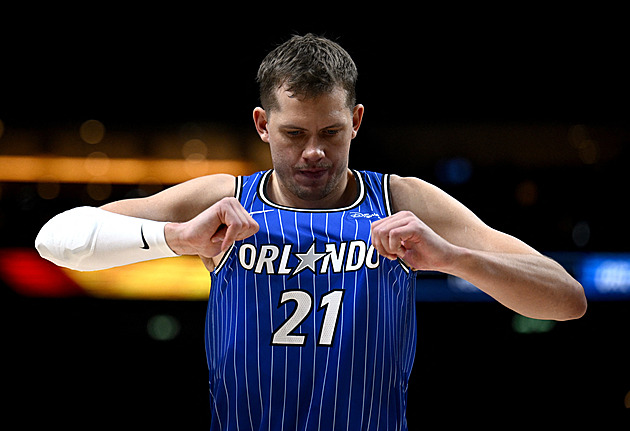 NBA rozjásala Berlín. Před Kloppem či Nowitzkým se radovali bratři Wagnerovi