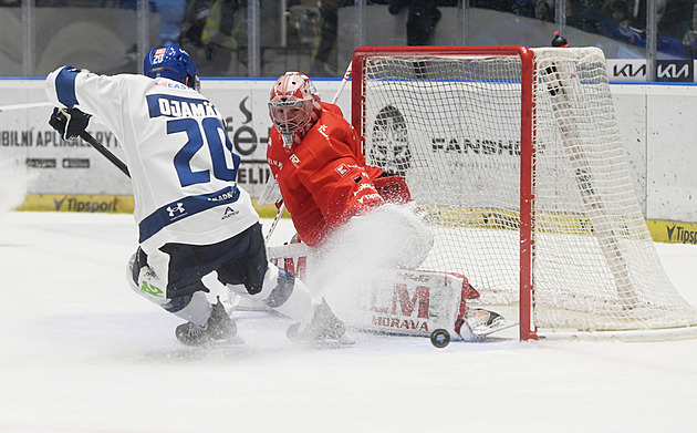 Velký obrat Sparty, ztráta Litvínova dál roste. Ve Vítkovicích zkolaboval fanoušek