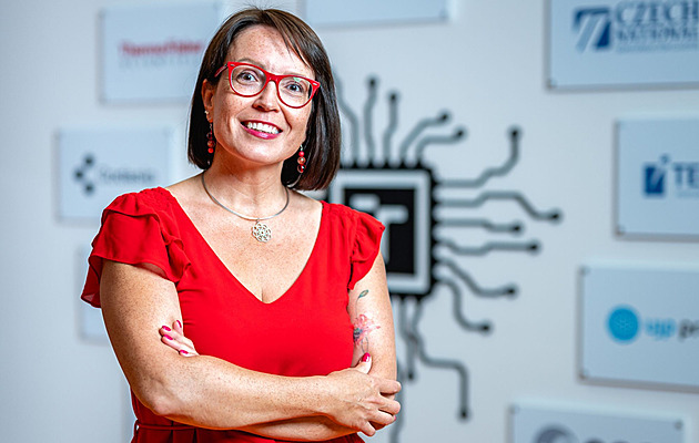 Neodrazujme dívky od technických předmětů. Podpořme je, vyzývá vědkyně