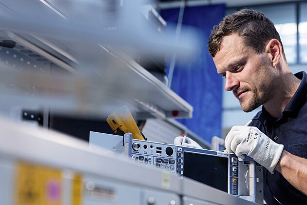 Pohled do z�kulis� v�roby