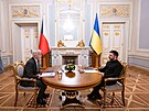 �eský prezident Petr Pavel a jeho ukrajinský prot�j�ek Volodymyr Zelenskyj na...