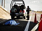 Mexické bezpe�nostní slo�ky na míst� násilného úmrtí ve stát� Sinaloa (13....