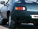Porsche 928