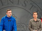 Pokud si máme vybrat mezi USA a Dánskem, volíme Dánsko �ekl grónský premiér...