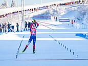 Vít�zslav Hornig fini�uje ve �tafet� v Oberhofu.