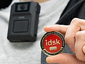 Revizo�i ve St�edo�eském kraji budou nov� vybaveni p�enosnou kamerou. Dopravní...