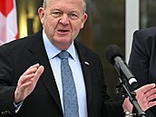 Dánský ministr zahrani�í Lars Lökke Rasmussen a jeho grónská kolegyn� Vivian...