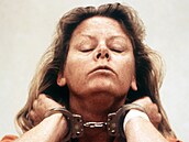 Tak moc se se mnou zacházelo jako se �pínou, a� jsem si na takový �ivot,...