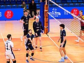 Volejbalisté Zlína chystají útok proti Liberci.