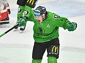 Tomá� Fo�t se raduje z gólu do sít� Hradce Králové.