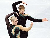 Natálie a Filip Taschlerovi b�hem volného tance na mistrovství Evropy