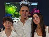 Antonio Pizzonia se svými d�tmi � synem Antoniem a dcerou Sophié, s nimi�...