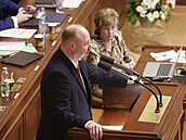 Sch�ze Poslanecké sn�movny. Na snímku Jeroným Tejc, ministr spravedlnosti. (13....