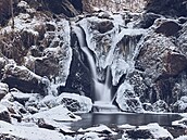 Mrazivé po�así vykouzlilo v p�írod� úchvatné scenérie. Vodní toky zamrzají a...