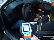 Kli�kující �idi� nadýchal p�es �ty�i promile