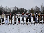 Ly�a�i na jasankách vyrazili do bílé stopy