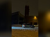 Driftující policie na sn�hu