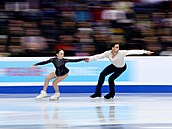 Anna Valesiová a Martin Bida� b�hem krátkého programu na ME v Sheffieldu.