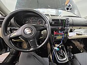 Policisté zastavili v Jind�ichov� Hradci auto, které na silnice nepat�í. Na...