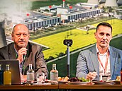 Zleva �editel Jaderné elektrárny Dukovany Roman Havlín a �editel divize jaderná...