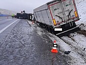 Nehoda kamion� uzav�ela dálnici D3. (13. ledna 2026)