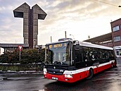 Zatá�ka u výjezdu ze Smíchovského autobusového nádra�í, kde ráno autobus srazil...