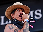 Anthony Kiedis z Red Hot Chili Peppers na snímku z 2. kv�tna 2025